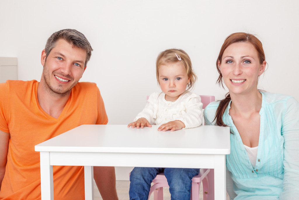 child with parents