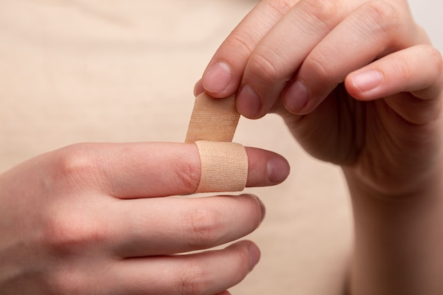 bandaging the finger